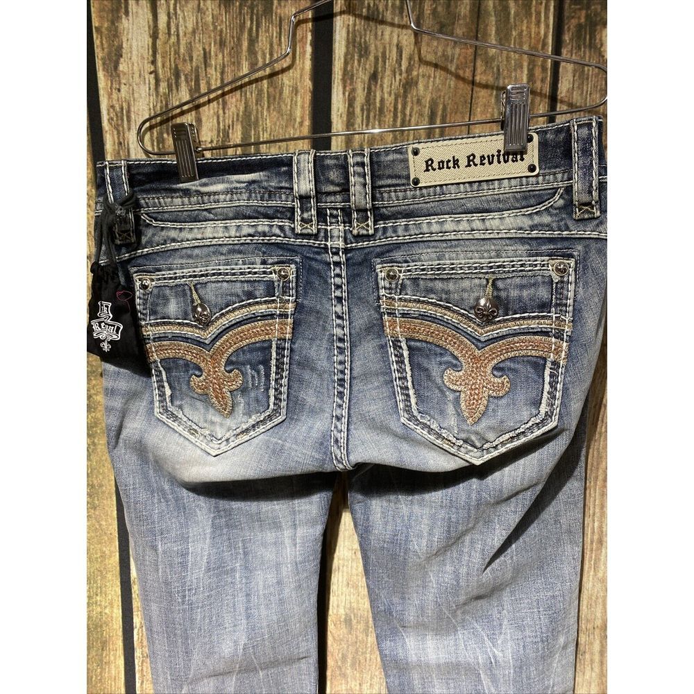 Rock Revival Eustis Capri Distressed Embellished Jeans NWT Retail $149